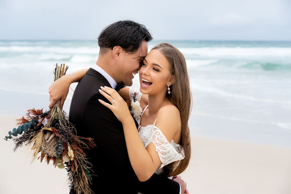 Gold Coast Beach Wedding Photographer review